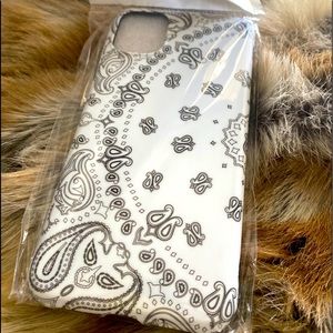 iPhone 11 phone case bandanna print